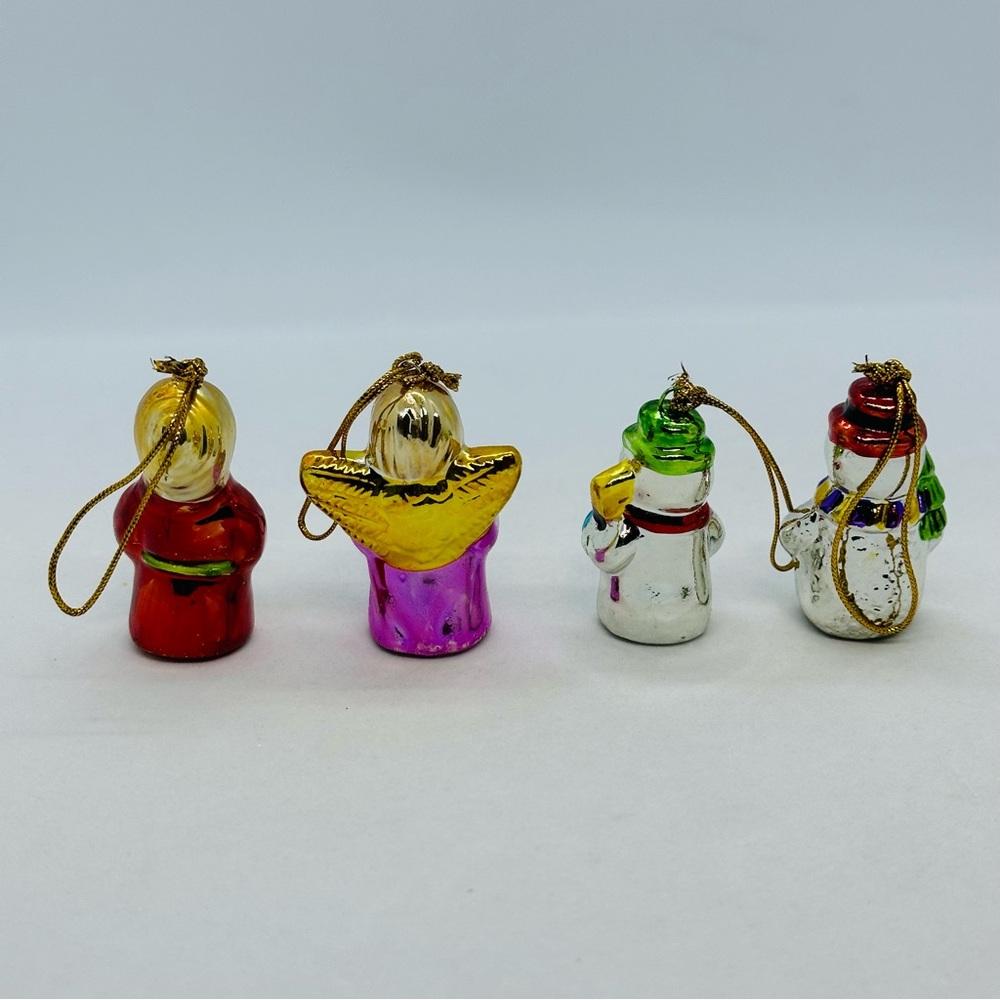 Lot of 12 Vtg Ceramic Mini Christmas Ornaments Santa Tree Train Moon Horse Bear+ - Picture 7 of 16